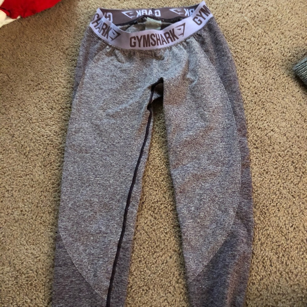 Purple gym shark leggings